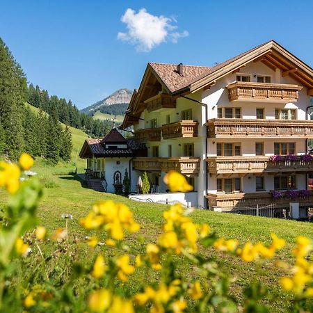 Hotel Somont Selva di Val Gardena Dış mekan fotoğraf